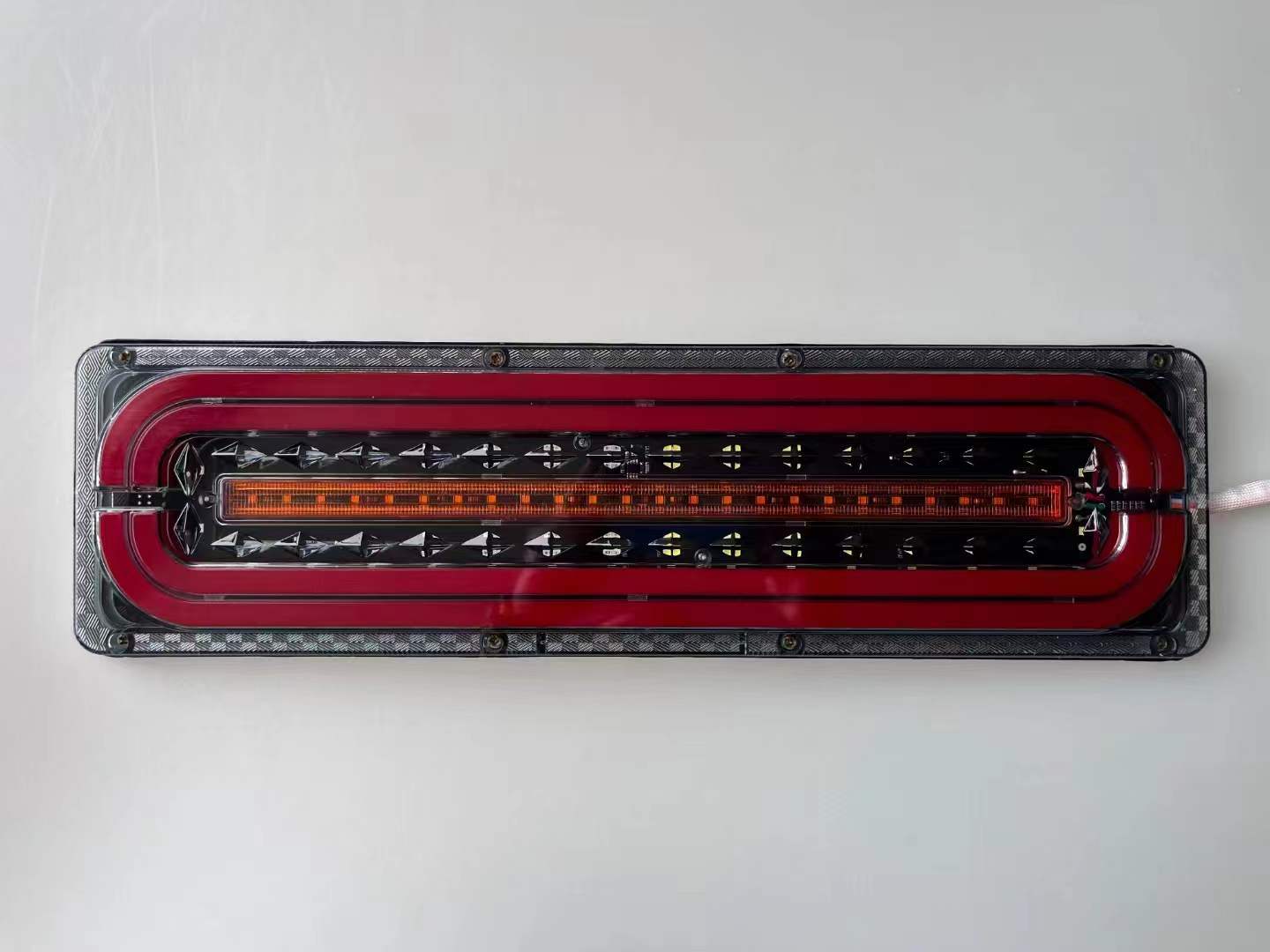 Truck Flowing Tail Light YN-TLC46
