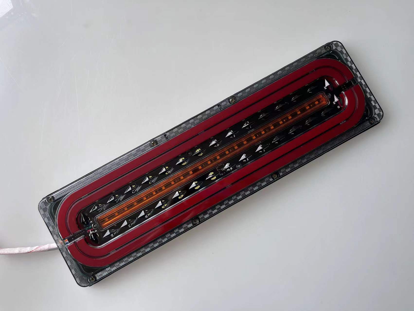 Truck Flowing Tail Light YN-TLC46