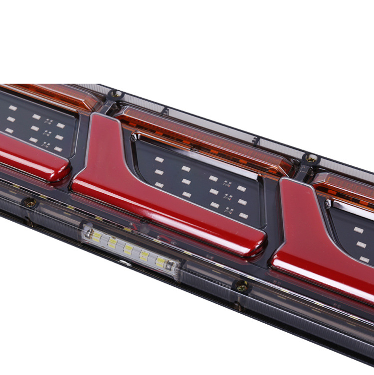 24V L Style Multi-Function Flowing Truck Tail Light YN-TLC84
