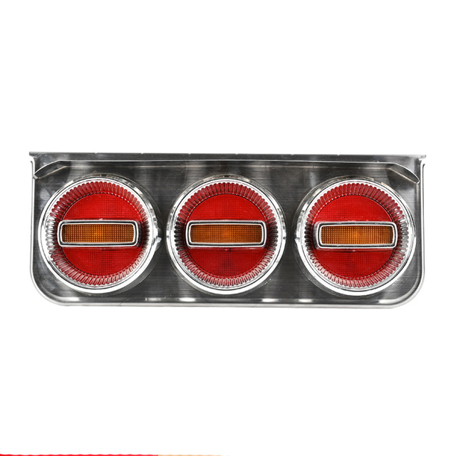 24V 3-Bulbs Truck Tail Light YN-TLC119