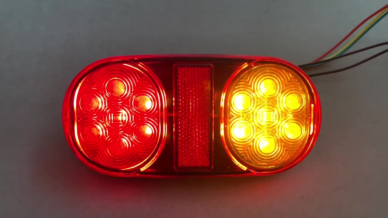 Truck Tail Light 12LED YN-TLC32