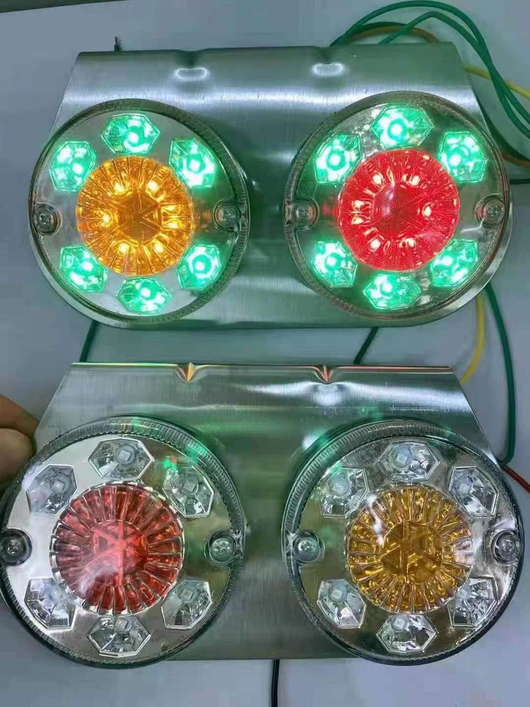Truck Tail Light Two-color Lamp YN-TLC29