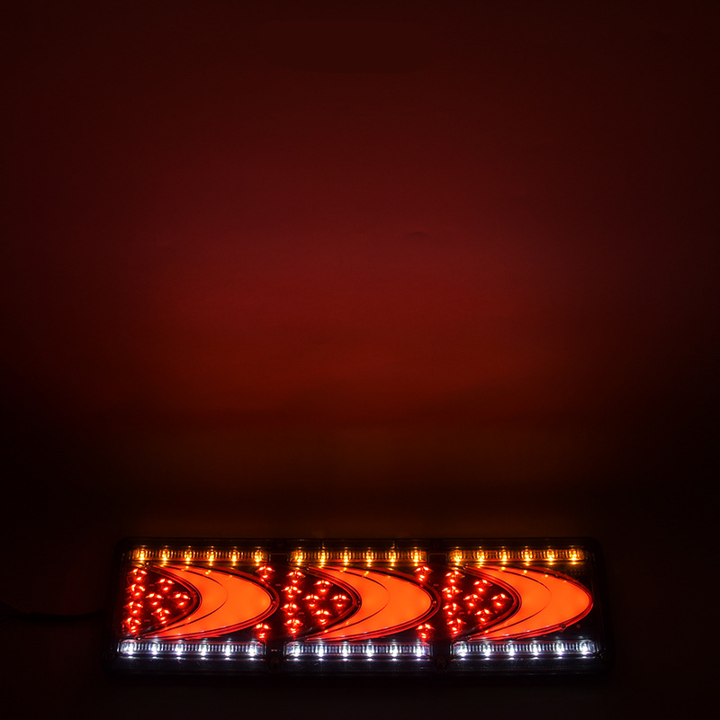 24V LED Truck Tail Light YN-TLC108